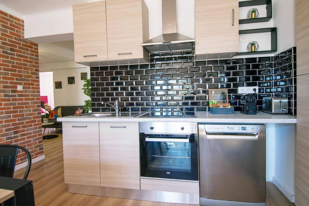 Climatise Gare Stcharles 4 Chambres Grand Balcon / Experience-Immo Марсилия Екстериор снимка